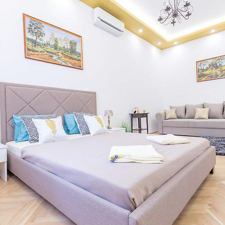 Real Apartments Zoltan Budapest Exterior foto