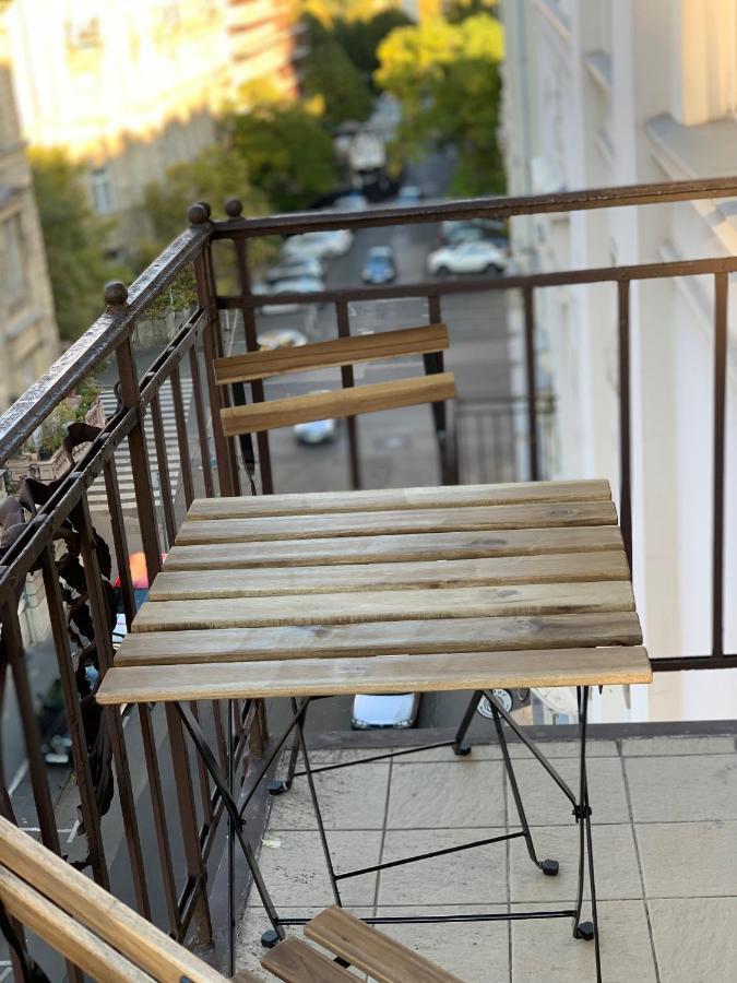Real Apartments Zoltan Budapest Exterior foto