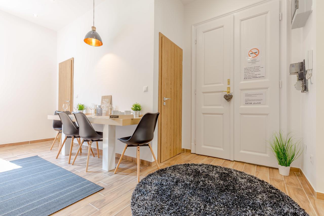 Real Apartments Zoltan Budapest Exterior foto