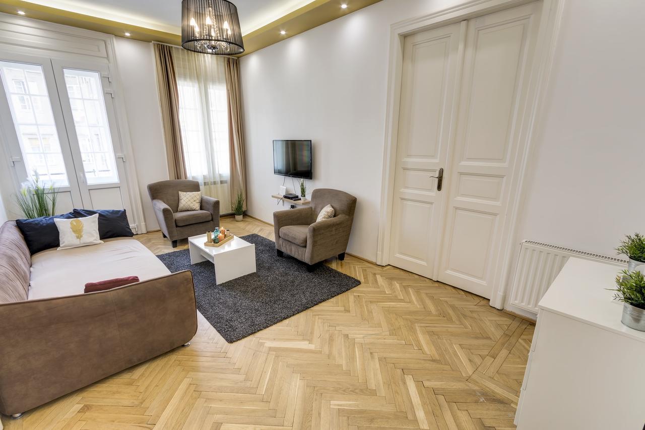Real Apartments Zoltan Budapest Exterior foto