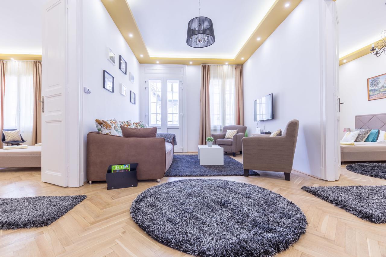 Real Apartments Zoltan Budapest Exterior foto